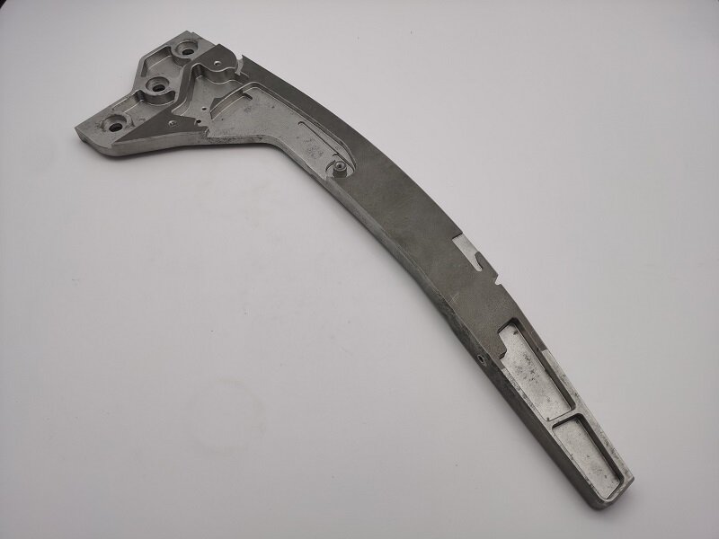 CNC -Bearbeitungshebearm